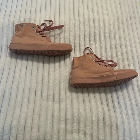 Bangs Pink Shoes - Picture 4 of 7